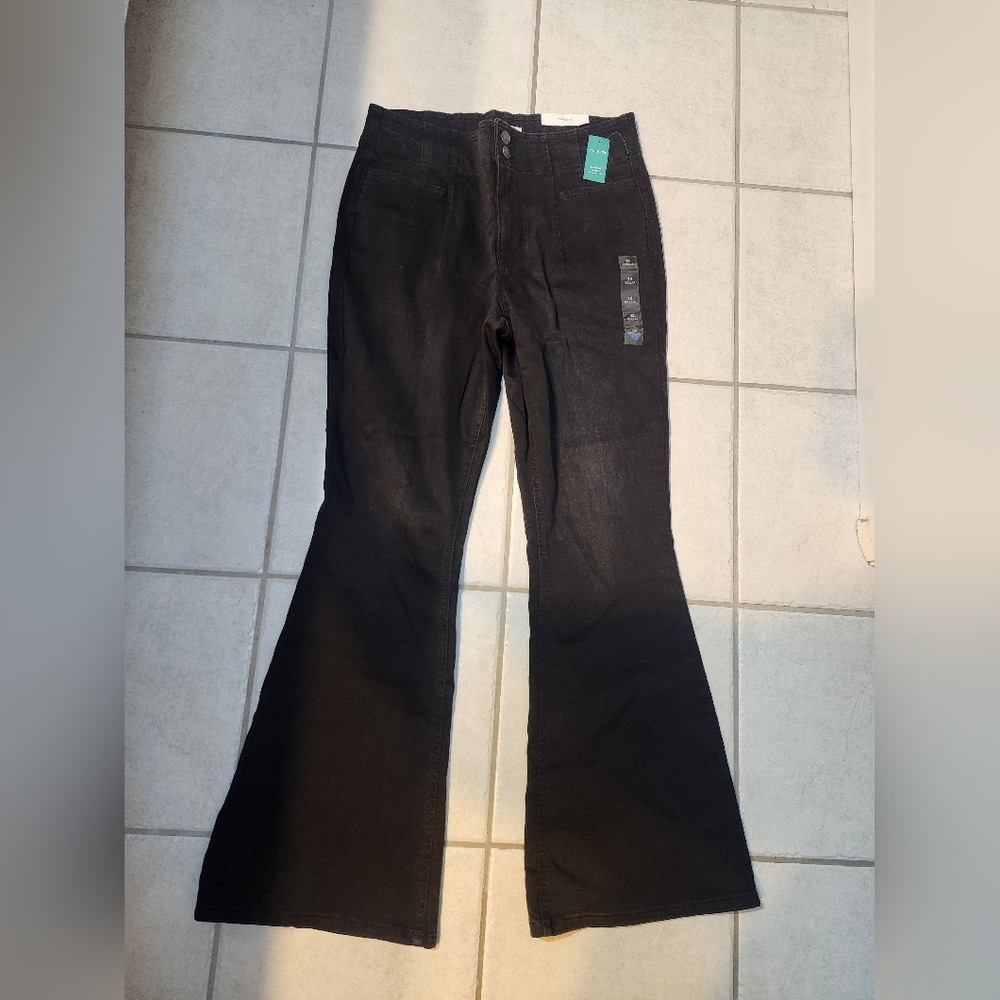 Maurices Black Wide Leg Flare Jeans - Picture 4 of 8